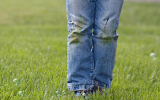 Comment enlever l'herbe des jeans